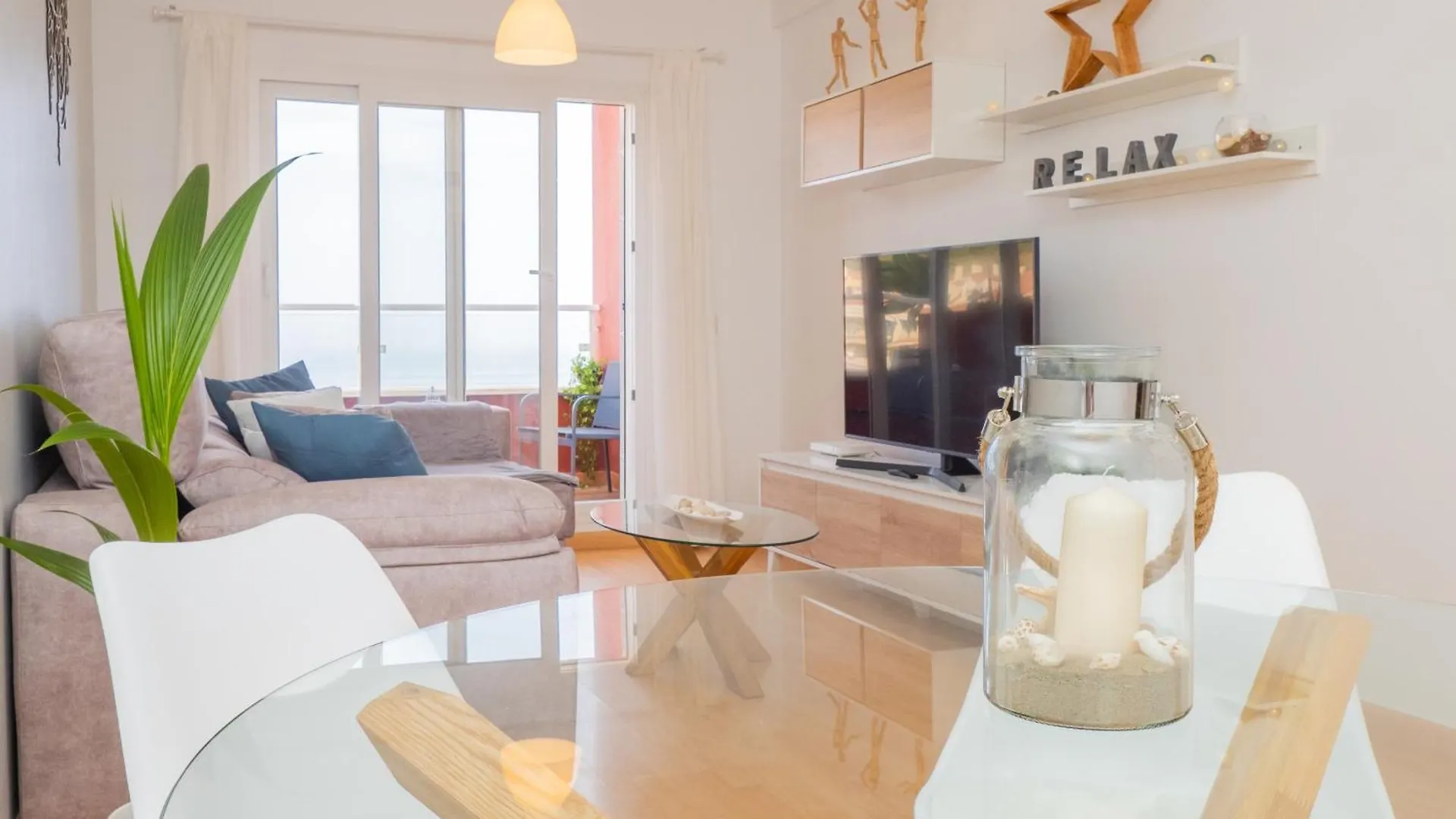Apartamento Cubo'S Benalvistas Urban Love & 2 Free Parking Benalmádena