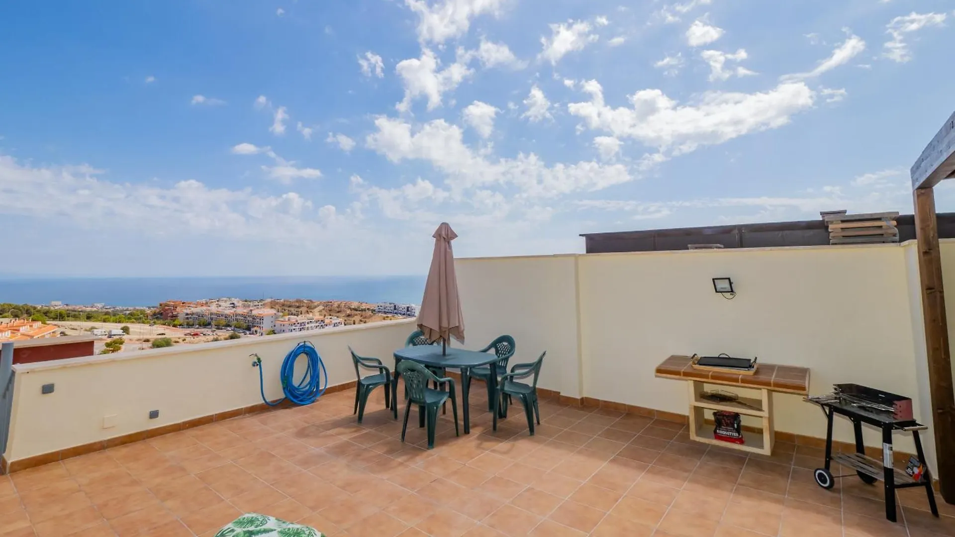 Apartamento Cubo'S Benalvistas Urban Love & 2 Free Parking Benalmádena España