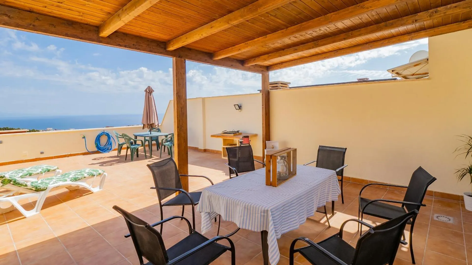 Apartamento Cubo'S Benalvistas Urban Love & 2 Free Parking Benalmádena
